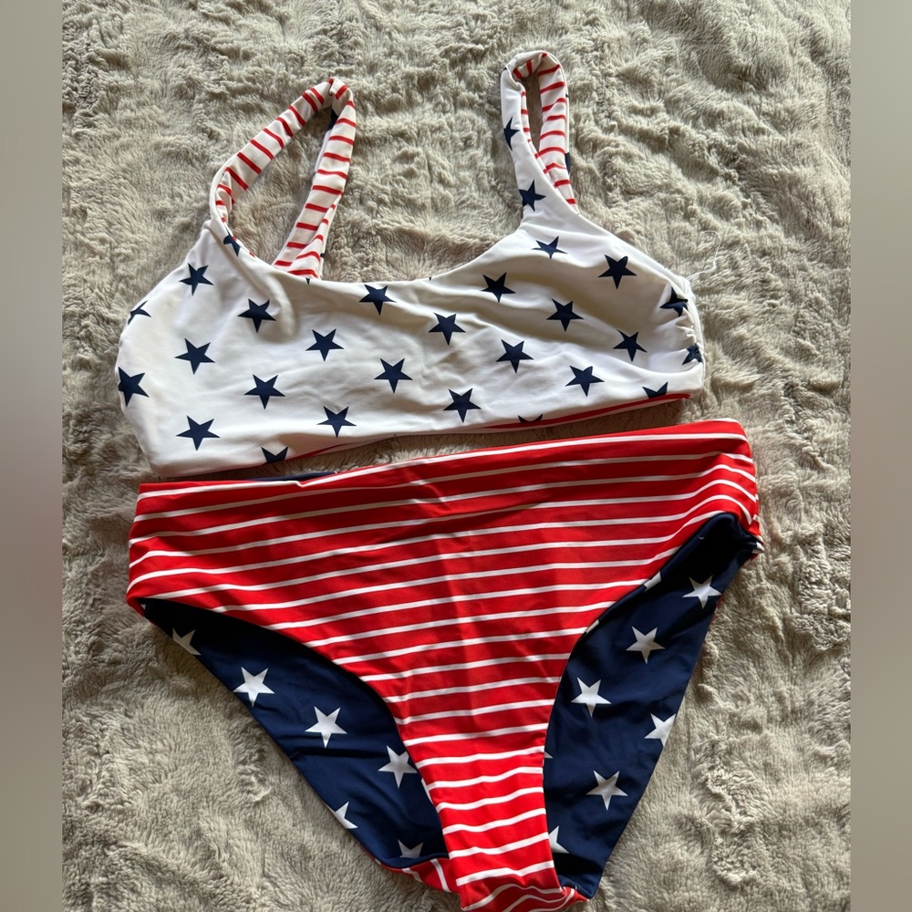 Women’s Reversible Swim Star-Patterned Bikini Set